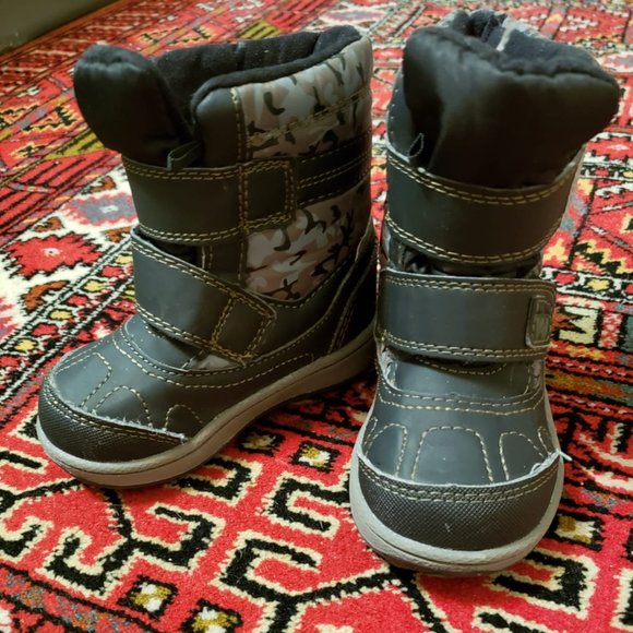 Weather Spirits Girls' Riley Winter Boots size 5 - Picture 2 of 3